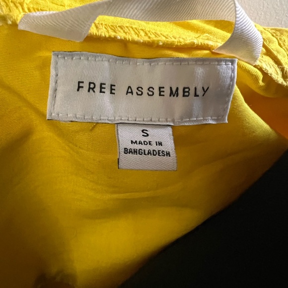 Yellow Women's Hooded Jacket - Picture 4 of 4